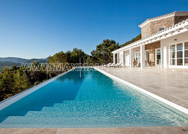 villa_casa_coco_sa_vinia_vinya_puerto_port_de_andratx_mallorca_real_estate_max_mallorca_first_class_location_private_residence_pool_luxury_property_04.jpg
