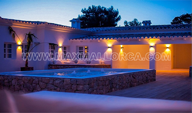 villa_casa_coco_sa_vinia_vinya_puerto_port_de_andratx_mallorca_real_estate_max_mallorca_first_class_location_private_residence_pool_luxury_property_16.jpg