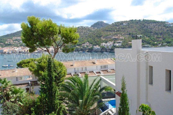 mallorca_puerto_de_andratx_modern_neu_new_villa_the_cube_yacht_club_suite_max_mallorca_real_estate_first_location_private_residence_sea_view_30.jpg