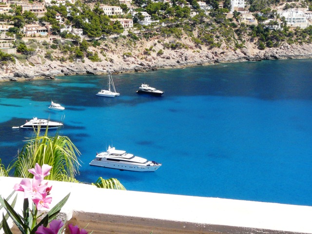 baccus_cala_llamp_yachting_from_own_terrace_and_pool_www.maxmallorca.com.jpg
